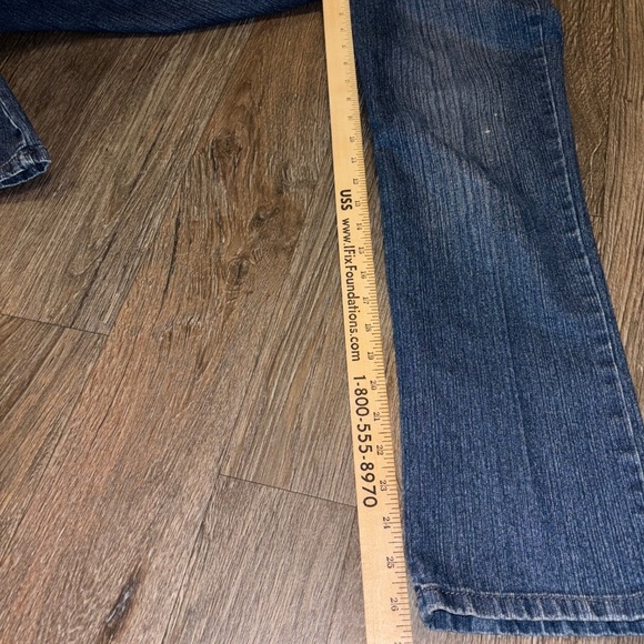Gloria Vanderbilt size 6 petite jeans so cute! - Picture 7 of 9
